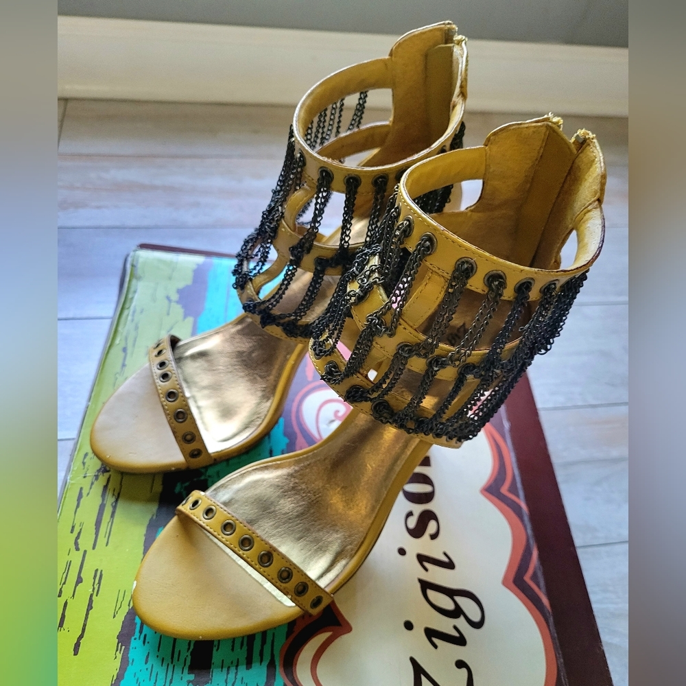 Zigi Soho Mustard Jasmine Sandals